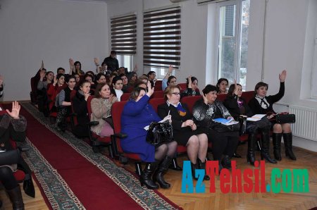 İbtidai sinif müəllimlərinin seminarı keçirilib